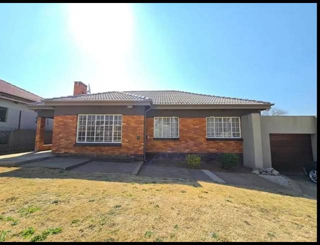 3 BEDROOM HOUSE FOR SALE IN CHRISVILLE